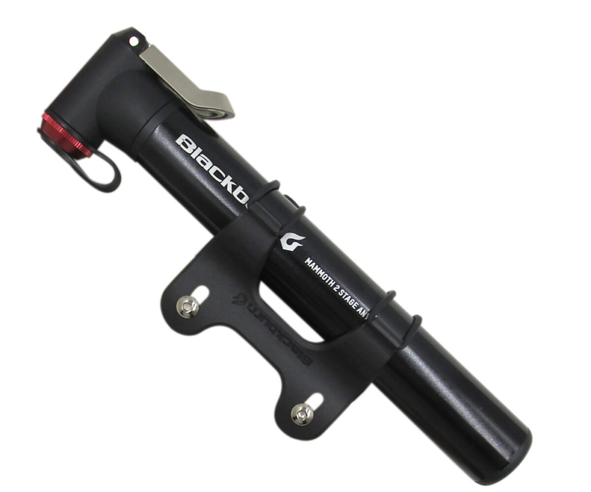 BOMBA BLACKBURN MTB MAMMOTH 2 STAGE ANYVALVE NEGRA