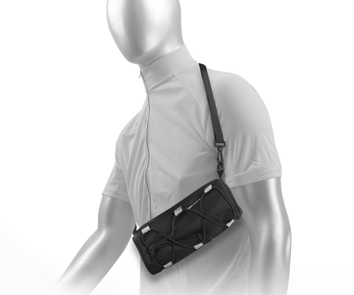 BOLSA PARA MANUBRIO BENOTTO 2.4lts CON CORREA MULTIFUNCIONAL NEGRO - Image 6